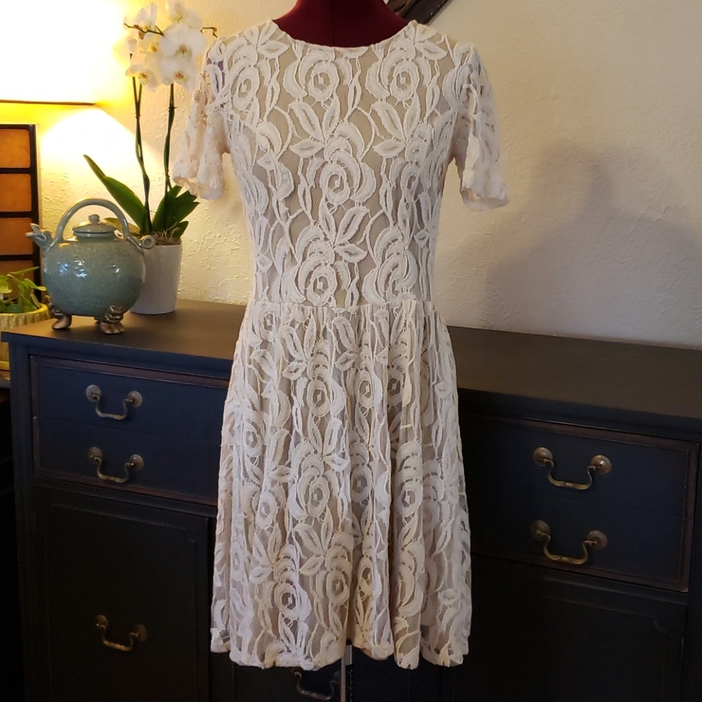 Drop waist Bobeau vintage looking cream lace dress
